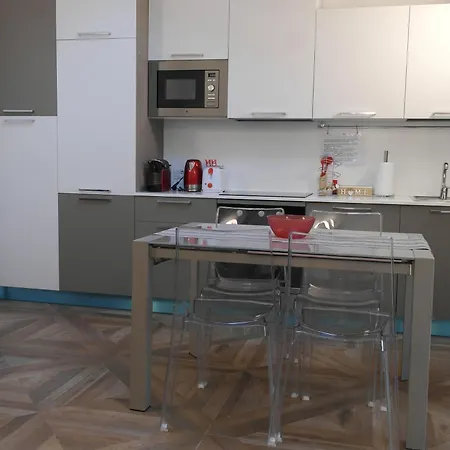 Appartement Luminoso Bilocale Zona Tibaldi Bocconi à Milan Extérieur photo